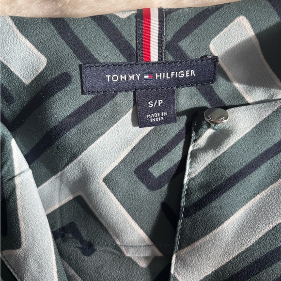 Tommy Hilfigher Tunic Top - Picture 2 of 4